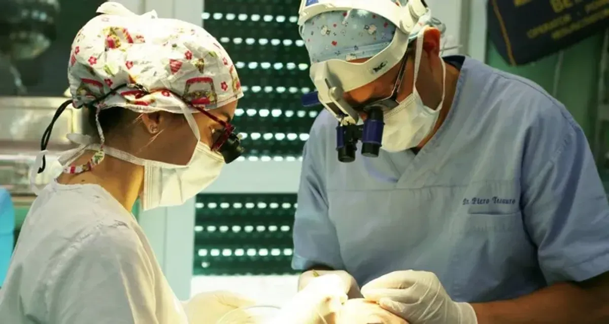 Dr Piero Tesauro, Milán, Italia