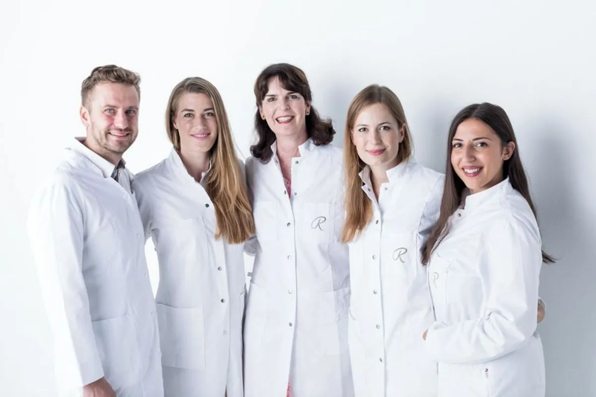 Dr Bettina Rümmelein, Hautwerk Clinic, Zúrich, Suiza - Photo 1