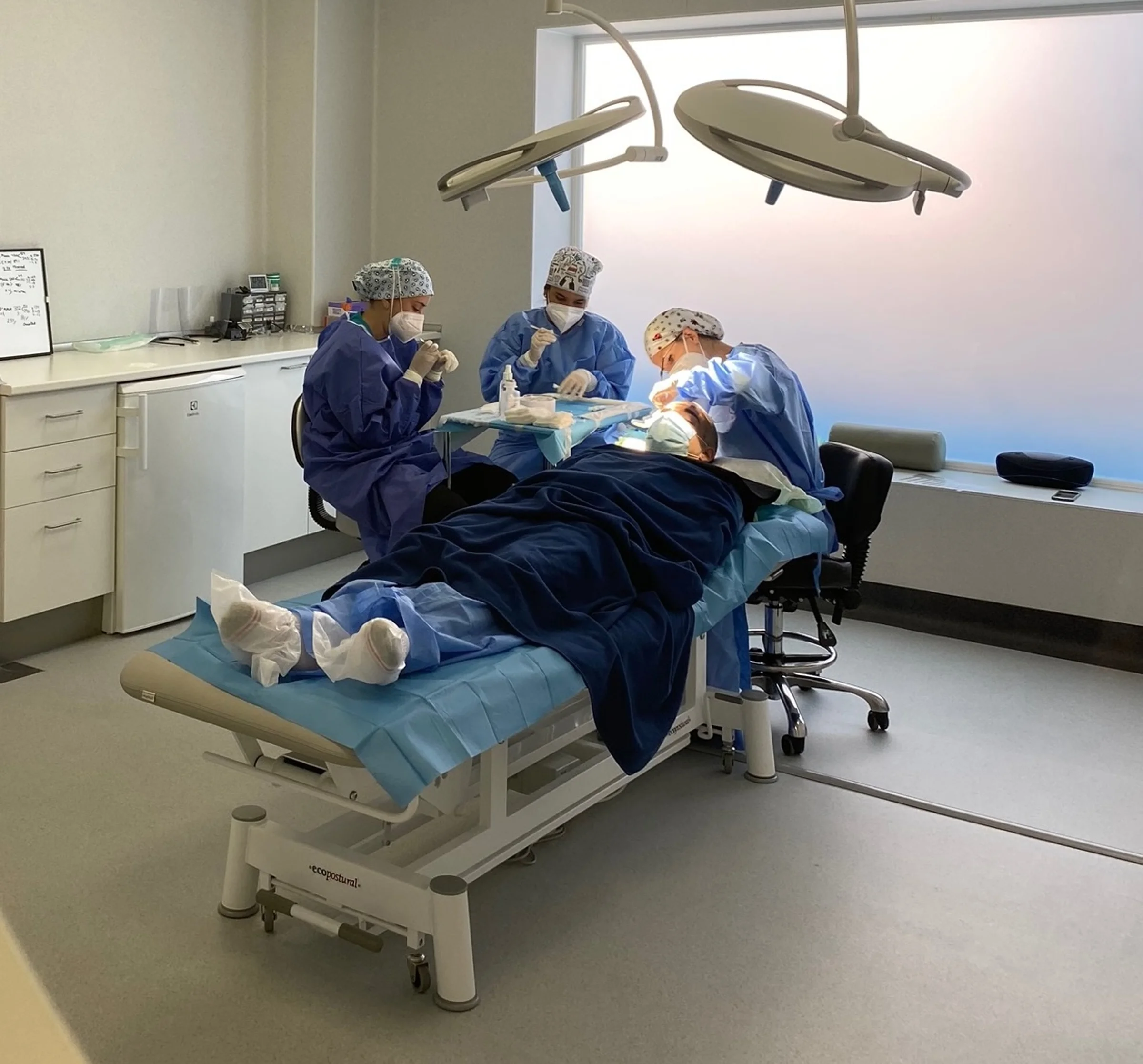 Dra Ximena Vila, Madrid, Spain - Photo 5